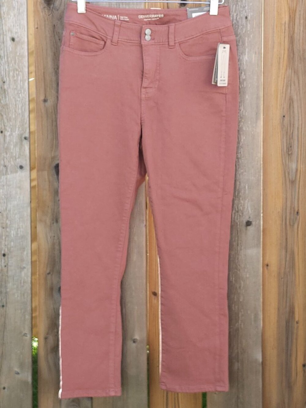 DENVER HAYES DARK ROSE CROP Jeans Women's Size 8 BNWT HIGH RISE